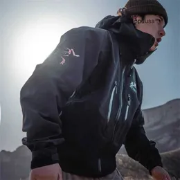 Designer Arcterys Giacca da uomo Capispalla Canada Giacche tecniche da esterno Coniglio Anno limitato Alpha Sv 2023 Nuovo cappotto Sprint da esterno per uomo Donna