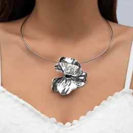 Choker Salircon Punk Geometric Liquid Metal Petal Clavicle Necklace Simple Ring Collar Women's Hip Hop Party Jewelry Gift