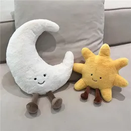 INS Sun Moon Plush Pillow Car Office Sofa Cushion Baby Sleep Stuffed Toys Gift Kids Bedroom Decoration Throw Pillows Po Props 231220