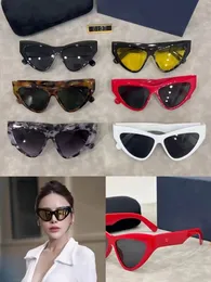Nuovi occhiali da sole di marca da donna di lusso da uomo design occhiali da sole vintage in metallo 6137 montatura quadrata stile moda lente UV 400 con custodia originale