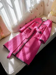 2024 Frühling Rosa Kontrastfarbe Gürtel Tweed Wollmischungen Oberbekleidung Mantel Langarm Rundhals Doppeltaschen Einreihig Lange Oberbekleidung Mäntel J3D181426