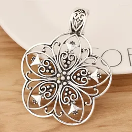 Collane con ciondolo 2 pezzi pendenti con ciondoli a forma di fiore in filigrana aperta cava in argento tibetano per collane, creazione di gioielli, accessori