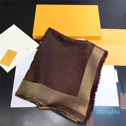 2023 Scarf Designer Fashion Real Keep High-klassdukar Silk Simple Retro Style Accessoarer för Womens Twill Scarve 11 Colors2555