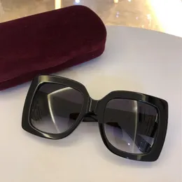 2020 Nouvelle mode femmes lunettes de soleil 5 couleurs cadre brillant cristal design carré grand cadre dame design UV400 lentille avec case178x