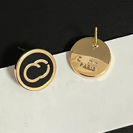 ノベルティデザイナーイヤリングブランドの手紙イヤースタッドループ最高品質のゴールドメッキステンレススチールイヤリングデザイン女性ウェディングパーティージュエルリーアクセサリー