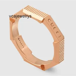 Designer Designers Ring Rings Fashion Men Women Rings Titanium Steel Engraved Letter Pattern Lovers Jewelry Narrow Ring Link to Love Stud Ring Size 5-11