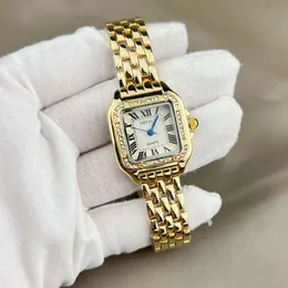 Topp Luxury Classic Designer Carti's Watch Light Luxury Square Quartz Watch med Diamond Inlay Classic Tank Rostfritt stål med vattentät kvinnors klocka