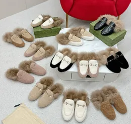 Yeni Gelişler Lüks En Kalite Orijinal Deri Sarp Toe Kürk Terlik Kadın Açık Moda Haftası Katır Terlik Kış Lüks Sokak Trend Loafers Düz Terlik