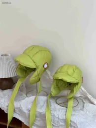 Yeni kış aşağı şapka minimalist düz renkli çocuk şapkaları kutu ambalaj kulağı koruma tasarımı bebek kapakları dec10