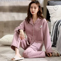 Kvinnors sömnkläder 2024 Ladies Autumn Winter Three-Layer Warm Air Cotton Pyjamas Set Dotaded Long Sleeve Loungewear Women's Casual Sleepwear Suit 231219