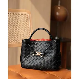 Womens Andiamo Bags Designer Botteg Venetas Handväskor 2024 Äkta läder Populära i år Tiktok Small Red Book Populära Pure Hand Woven Bag stora kapacitet Com HB4K