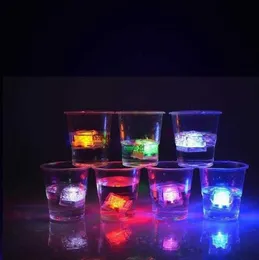 LED Gadget Aoto colors Mini Romantic Luminous Artificial Ice Cube Flash Light Wedding Christmas Party Decoration3781242