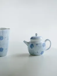Ensembles de thé Théière en céramique de fleur bleue peinte à la main pure simple avec trou de boule de filtre ensemble d'infuseur de thé chinois