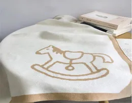 Coperte di design di lusso con motivo pony per neonati, coperta in scialle di cotone di alta qualità, dimensioni 100 * 100 cm, caldo Natale gi7803550