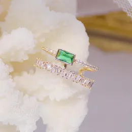 Anelli a grappolo Anello da donna in cristallo verde smeraldo della Boemia Doppio strato Zircone trasparente Elegante bijoux Fidanzamento con dito Natale 283T