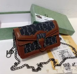 Projektanci torebki damskie luksusowe torebki hobo torebki lady torebka crossbody ramię na ramię modzie torby portfela mini rozmiar18*12*4 cm 78