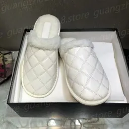 Designer Warm Winter Slippers Premium Quality Fashion Women's Shoes With Quilting Leather and Pur Integrated Slippers Festival Gifts 25440