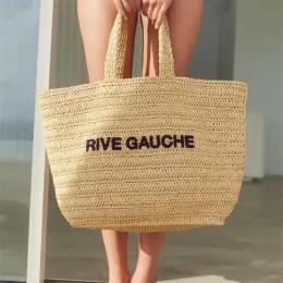 Mode Tote Basket Quality Beach Womens Gauche Handväska Koppling väver stor shoppingdesigner Weekender Crossbody axelväska