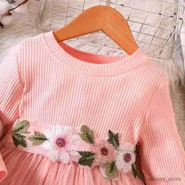 Girl's Dresses Girls 'Spring and Autumn Sticked Flower Long Sleeve Mesh Dress Spring and Autumn New Product Children's Midj Splice Dress