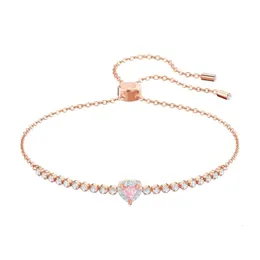 Swarovskis 팔찌 디자이너 여성 원래 품질의 Charm Bracelets 여성 핑크 하트 모양의 팔찌 패션 트렌드 럭셔리 선물