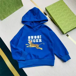 Lyx varumärkesdesigner barn streetwear hoodies pojkar flickor tröjor mode alfabet tryckt tryckt pullover baby barn casual kläder toppar grå vit bule