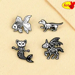 Nieuwe Cool Hond Goudvis Eenhoorn Zeemeermin Schedel Broches Punk Stijl Dier Legering Emaille Pins Persoonlijkheid Revers Pin Badges Sieraden