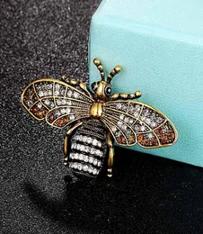 Pinki broszki Zlxgirl Jewelry Antique Gold Vintage Bee Women039s Dzieciowe pin Brooch Bukiet Ładne owady Broachres Scali Pins Joias8656313