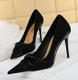 3391-3 Wysokiej jakości designer obcasy buty buty sukienka but womandress All Black Nude Women Women Obcas