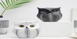 Stile nordico Craft Minimalist Craft White Owls Figurine Animali in resina Miniature Decorazioni per la casa Ornamenti di soggiorno Y2008902682