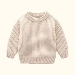 2023 Swetery dziecka jesienne zima stały kolorowy sweter dla maluchów luźne okrągły szyję ubrania znamionowe 231220