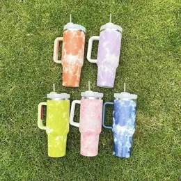 Tumblers 40 унций приключенческих приключений Tumblers Tumblers Tie Dye Mugs 40 унций с крышкой ручки и соломенной из нержавеющей стали бутылки с водой FY5711 050