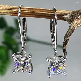 Pendientes traseros Oro blanco de 18 quilates Clip de gota de 4 quilates Regalo para mujer Aniversario de boda Fiesta de compromiso Princesa cuadrada Diamante moissanita