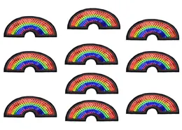 10pcs Patch Rainbow con paillettes per sacchetti di abbigliamento ferro su patch di ricamo per jeans tessuti fai -da -te per patchwork cucire su paillettes7689759