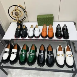 Entwerfen Sie einen neuen Stil von Slippern mit Horsebit formeller Anlass Matsuke Shoes Mode vielseitig leichtgewichtige komfortable Paar Schuhe Größe 35-45