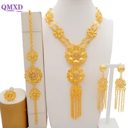 Luxury Crystal Flower Dubai Gold Color Jewelry Conjuntos para mulheres Bridal Long Tassel Colar Sets Gretos da festa de casamento árabes africanos 231221