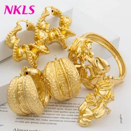 Dubai Women Luxury Bangles Earrings Rings Set High Quality Classic Gold Color Jewelry Set Fashion Bridal Jewelry Wedding Party 231221
