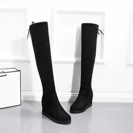 Stövlar WGZNYN 2020 Nya flockläderkvinnor över knästövlarna Lace Up Sexiga höga klackar Autumn Woman Shoes Winter Women Boots 3371