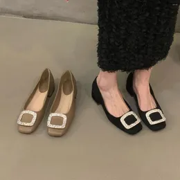 Scarpe eleganti da donna marca con tacchi centrali gallet molo in gravidanza piatti da donna moca