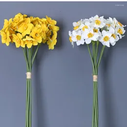 장식용 꽃 6pcs/ 번들 수선화 난초 화이트 웨딩 신부 부케 마리이지 DIY 스크랩북 Flores Artificiales House Decor