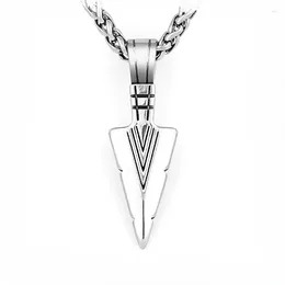 Pendant Necklaces CHUANGCHENG Viking Simple Triangle Spear Head Fashion Versatile Necklace Men's Arrows Stainless Steel