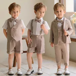 Anzüge Anzüge für Kinder Khaki Striped Anzug Set Boy's Suspendern Lange Shorts Weste Shirt Bowtie Kleidung Kinder Hochzeits Geburtstagsfeier Kostüm