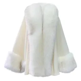 الأوشحة السيدات الفاخرة وشاح الشال الشال كبير الحجم الفراء أزياء دافئة معطف كبير معطف محبب cardigan capa con capucha winter305t