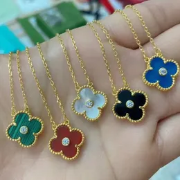 Natural Fritillaria Clover Necklace Brand Luxury Four Page Flower Diamond Necklace Fashion Classic Pendant Necklace Designer Women's Jewelry Gifts