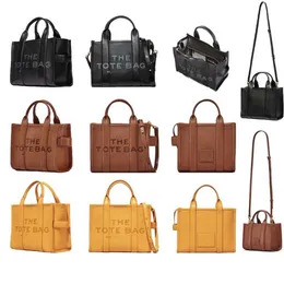Marc Tote Bag Women Casual Travel Designer Bag Bag عالية السعة حقيبة يد سوداء مفتوحة Crossbody Luxurys القابض أفضل عيد ميلاد هدية 2 jocobs 01