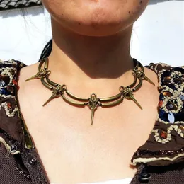 Gótico vintage O colar de caveira de pássaros mágicos do mago Mulheres de personalidade pendente de personalidade pingente bijoux femme accesorios mujer1196r