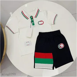 Ny Brand Designer Polo Suit Summer Cotton High Quality Barnkläder med shorts avancerad barnsportdräkt Storlek 90 cm-150 cm A15