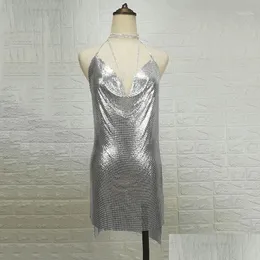 Основные повседневные платья 2021 Металлический Halter Night Club Summer Deep V-образные платья Женские пляжные Sequin Mini Y Party vestidos1 приложение доставки DHQBF