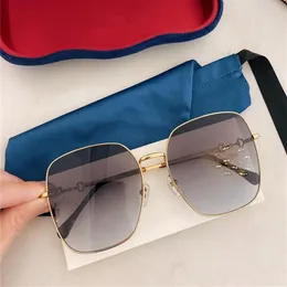 Модельер -дизайнерские женщины солнцезащитные очки 0879 Retro Metal Square Forme Glasses Summer Wild Minimalist Styl