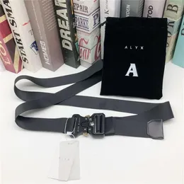 Bälten 1017 Alyx 9SM Metal Buckle Seat Rollercoaster Belt Hip Hop Classic Men Women Unisex 11 Högkvalitativ säkerhet Canvas302O