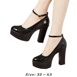Торговая обувь высококачественная кожаная обувь крокодила для женщин для женщин 9 см. Платформа каблука 32 33 42 43 Элегантные и модные черные белые